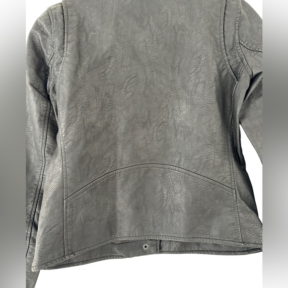 NWT BLANK NYC Faux Leather Moto Jacket in Black - Picture 9 of 11